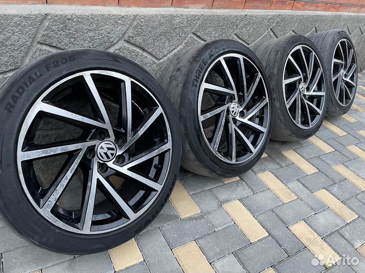 Колёса 215/45 R17 Volkswagen Polo 5х100