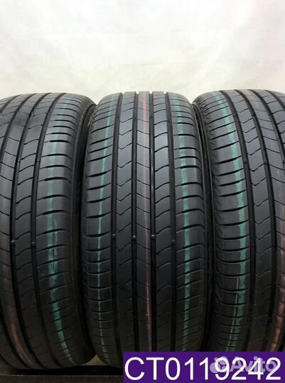 Kumho Ecsta HS51 215/55 R18 95H