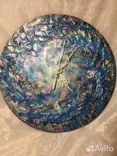 Часы настенные ручной работы Галактические