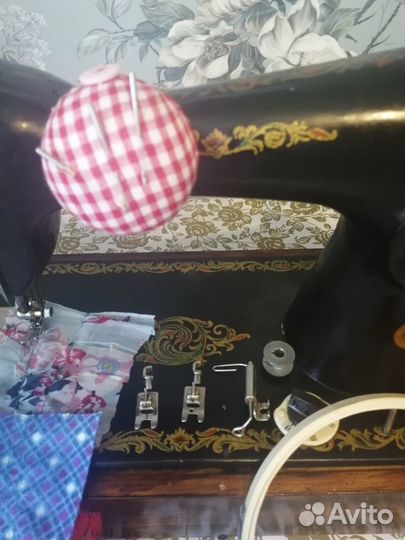 Швейная машина