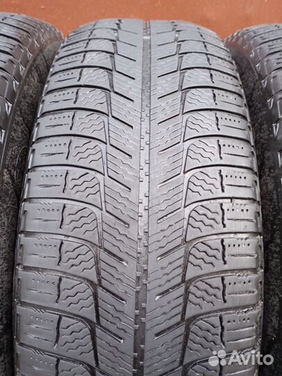 Michelin X-Ice 3 205/70 R15