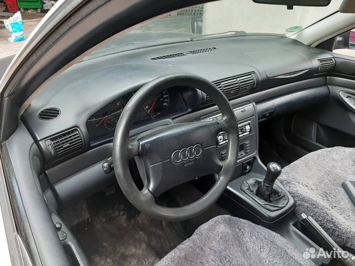 Лючок бензобака для Audi A4 B5 8D5809905B