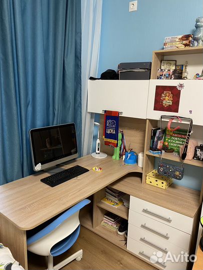 Компьютерный стол Хофф