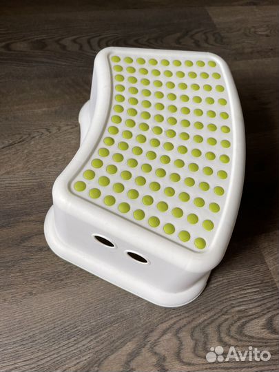 Сидушка на унитаз, подставка для ног и горшок