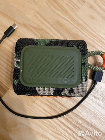 Колонка jbl go