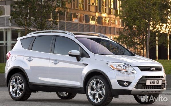 Лобовое стекло Ford Kuga 2008-12 с Д/Д и обогревом