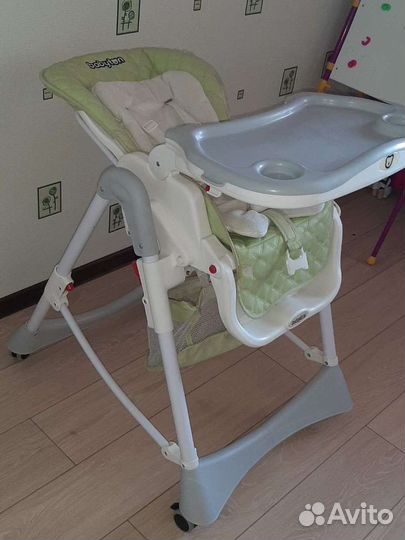 Стульчик для кормления