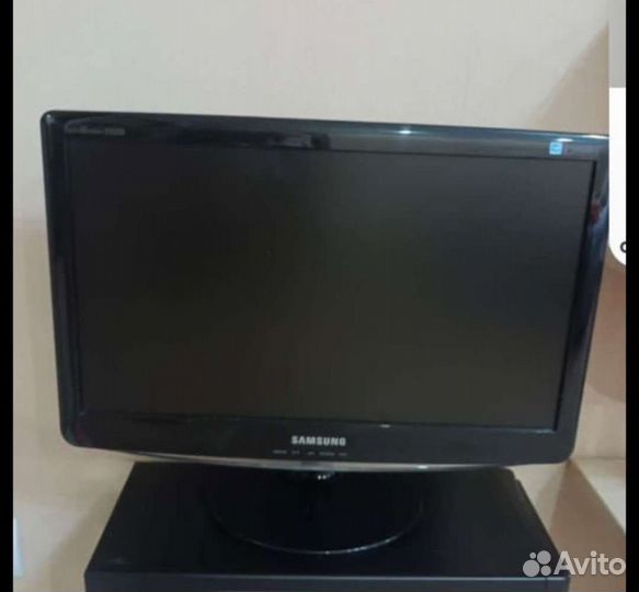 Монитор samsung.,клавиатура,камера