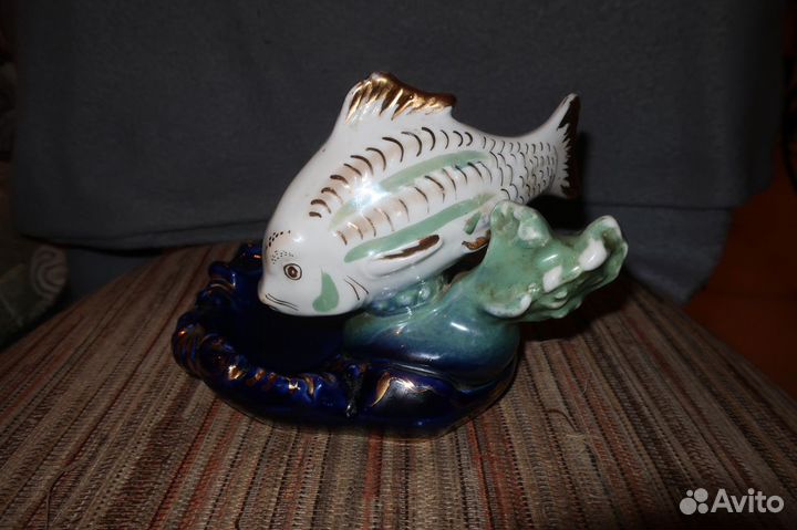 Фарфоровая пепельница Карп.Рыба.Дулёво