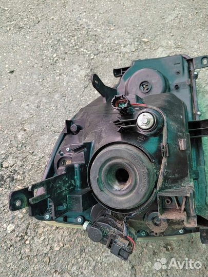 Фары Nissan х Trail t31