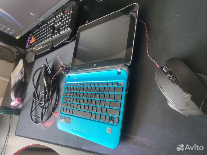 Нетбук HP mini 210