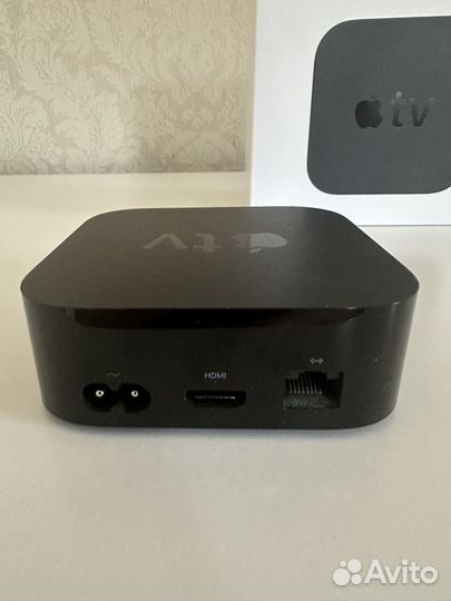 Apple TV 4K 1-го поколения в отличном состоянии