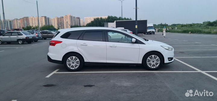 Ford Focus 1.5 AT, 2015, 190 000 км