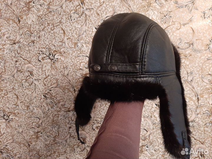 Шапка зимняя из норки и кожи