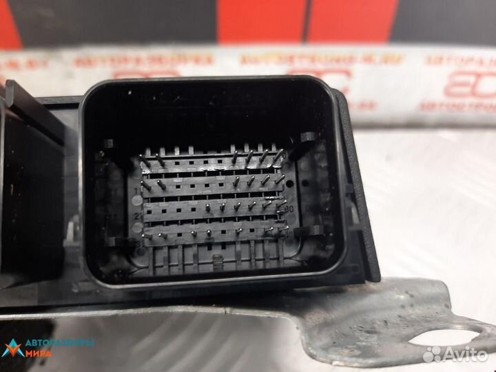 Подушка безопасности Ford Focus 3 2013 0285011126