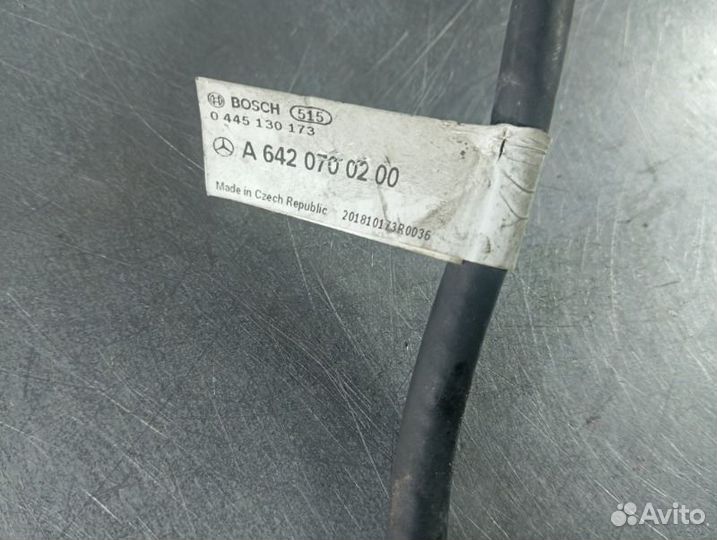 Трубка обратки форсунок Mercedes OM642 3.0 CDI
