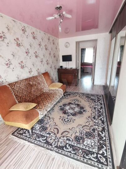 2-к. квартира, 43 м², 2/5 эт.