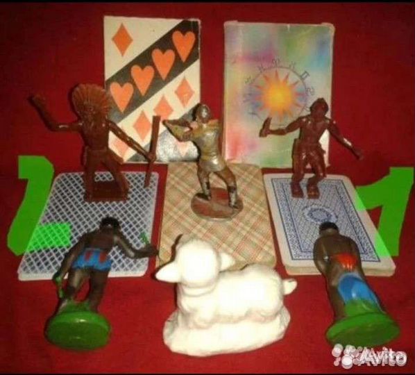 Фигурки зверей/карты/штампы-печати/солдатики/кости