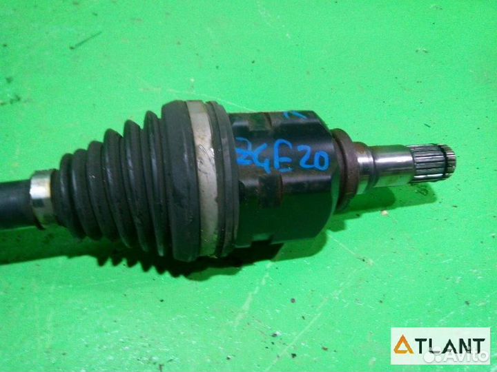 Привод передний правый toyota wish