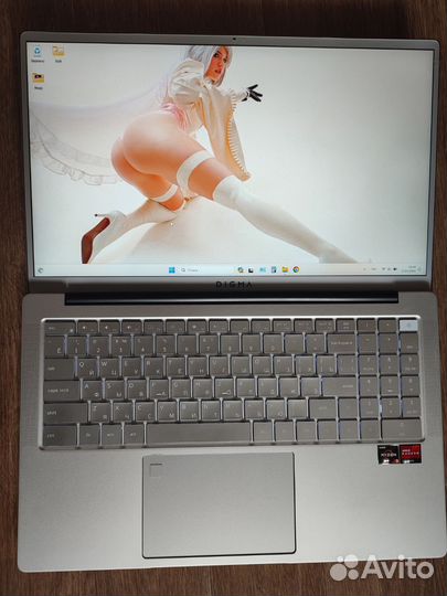 Ноутбук Digma Pro Sprint M