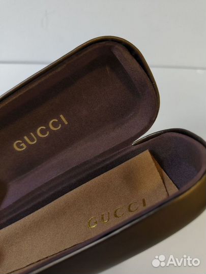 Брендовый футляр Gucci