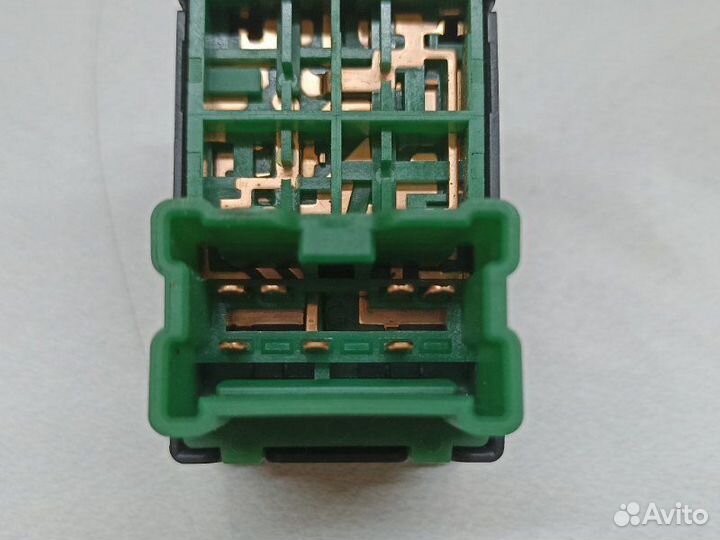 Блок управления зеркалами Nissan Primera 1.6 P12