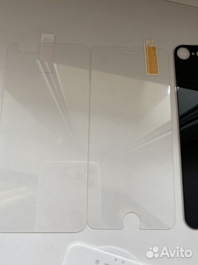 Защитное стекло на iPhone 7/8