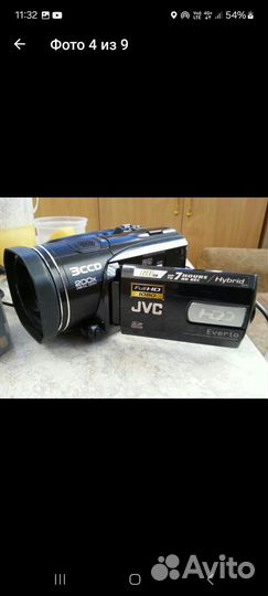 Видеокамера JVC