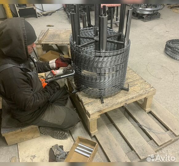 Колючая проволока егоза