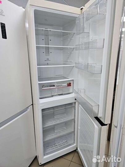 Холодильник Lg. No frost. 190см