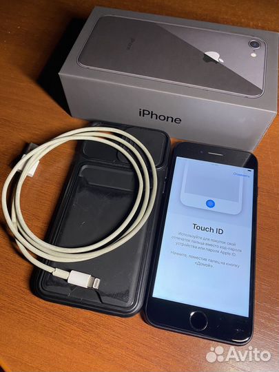 iPhone 8, 64 ГБ