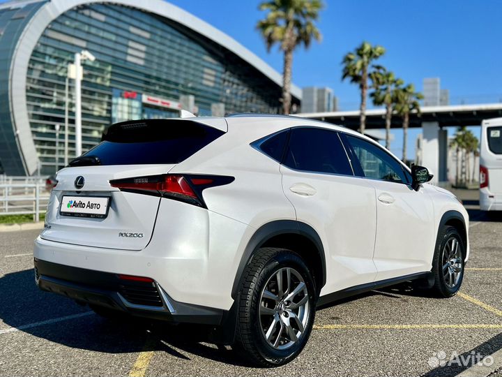 Lexus NX 2.0 CVT, 2018, 87 000 км