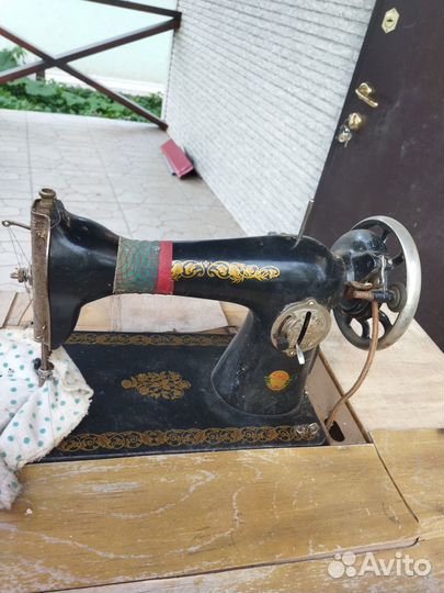 Швейная машинка пмз им.Калинина
