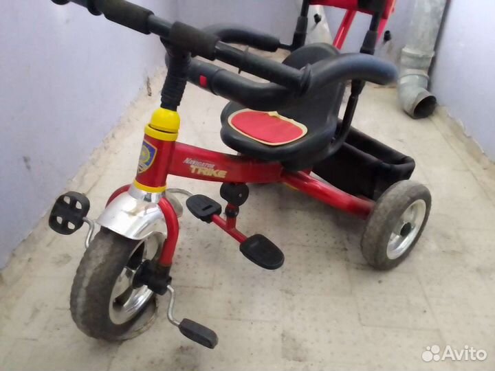 Детский трехколесный велосипед бу