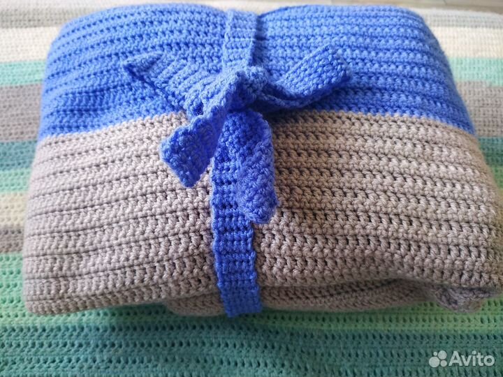 Продам красивые вязанные изделия ручной работы