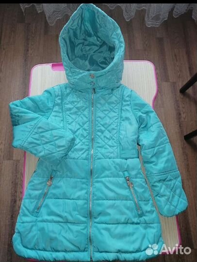 Курткана девочку весна