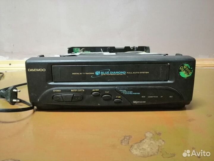 Видеомагнитофон daewoo