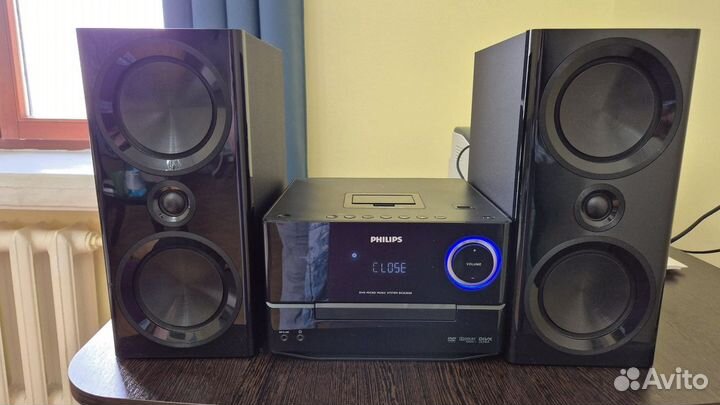 Музыкальный центр Philips бу