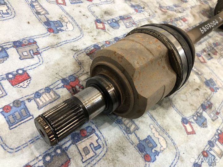 Привод левый в сборе Нyundai iх35 мkпп 2wd