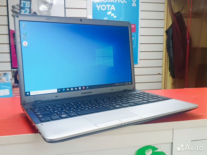 Ноутбук Samsung NP355V5C
