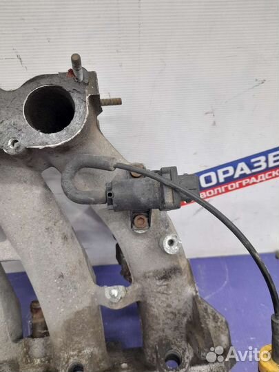 Коллектор впускной Opel Vectra B X16XEL