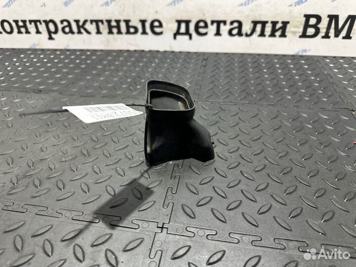Канал горячего воздуха задний правый Bmw Е84