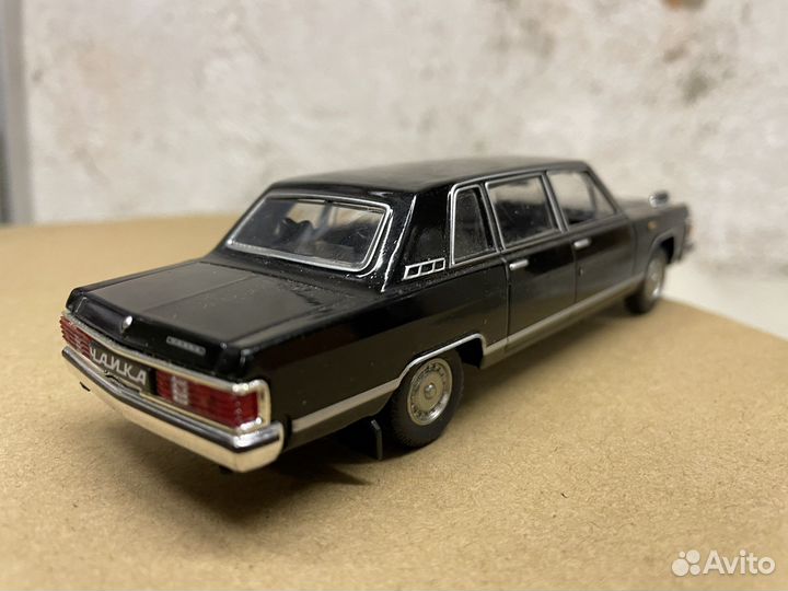 Модель автомобиля газ-14 Чайка 1:43