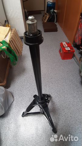 Штатив для фотоаппарата. Сломанный