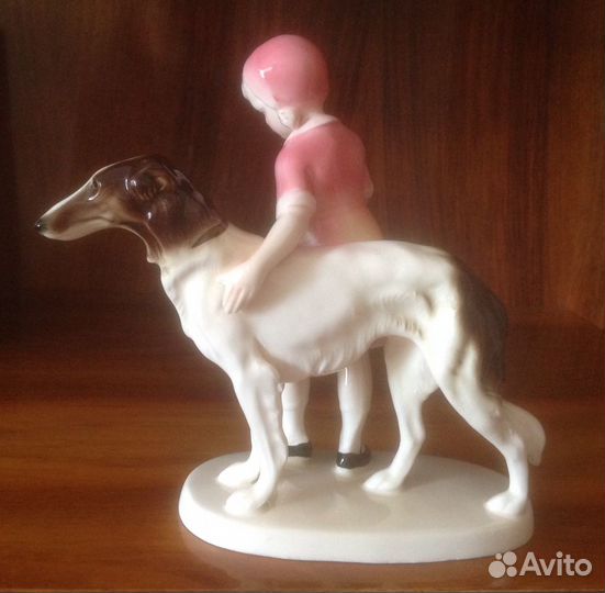 Статуэтка Девочка с борзой Hertwig Германия 1950-е