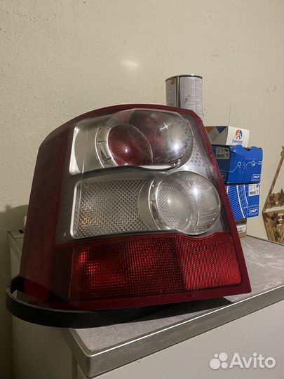 Фонарь задний левый Range Rover Sport 1