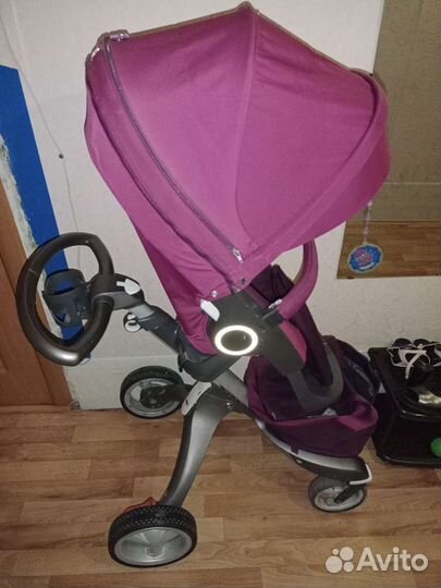 Прогулочная коляска stokke