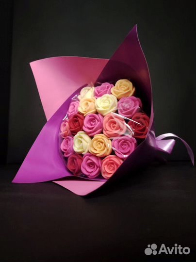 Розы из Белого Шоколада - 19 шт в Букете