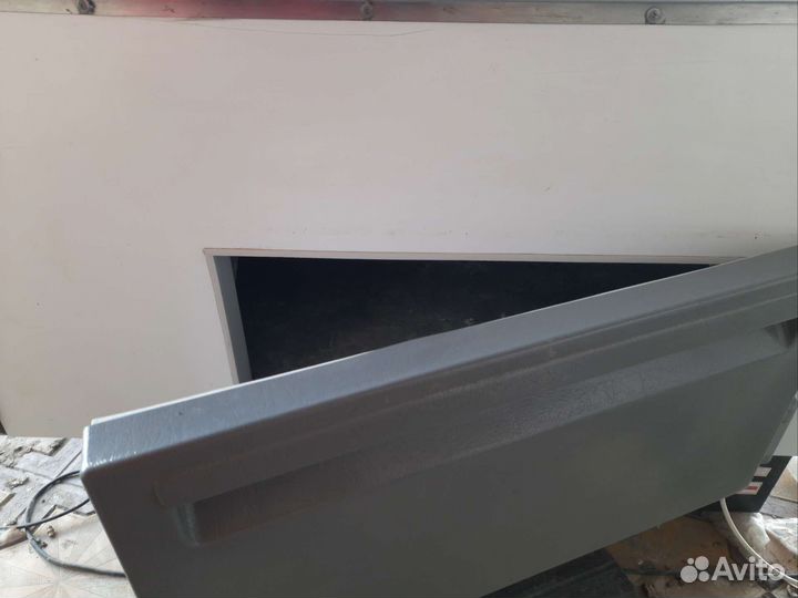 Холодильник витрина бу