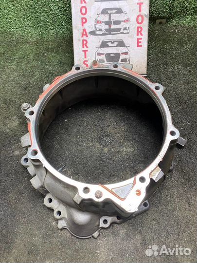 Корпус (колокол) кпп на Mitsubishi Pajero, V45W